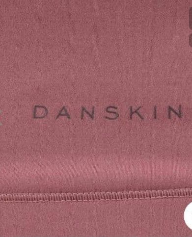 【新品タグ付き】DANSKINブラトップエニーモーションタンクトップ/ヨガウェア
