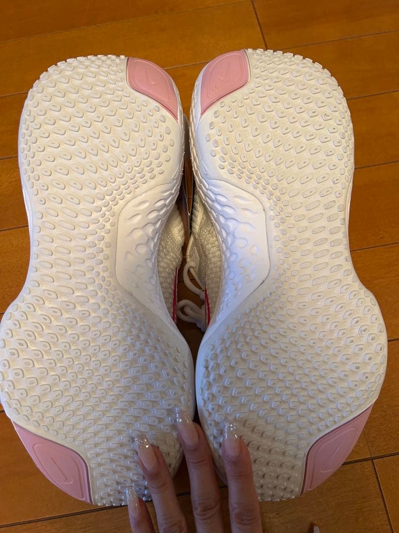 Nike ✨ウィメンズZoomXラン2✨インヴィシブルスニーカー未使用品タグ付き