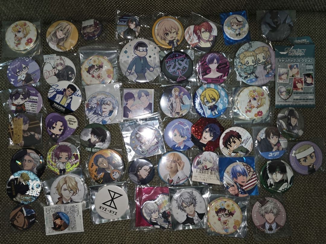 アニメ・ゲーム　バッジ　まとめ450点