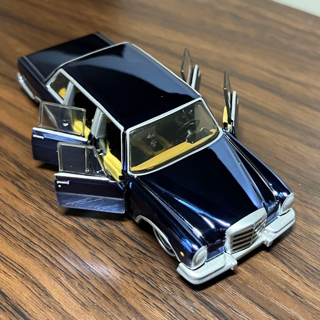 ホットウィール RLC メルセデス ベンツ 600 W100 4ドア